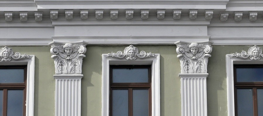 Фасадный декор и отделка фасадной лепниной